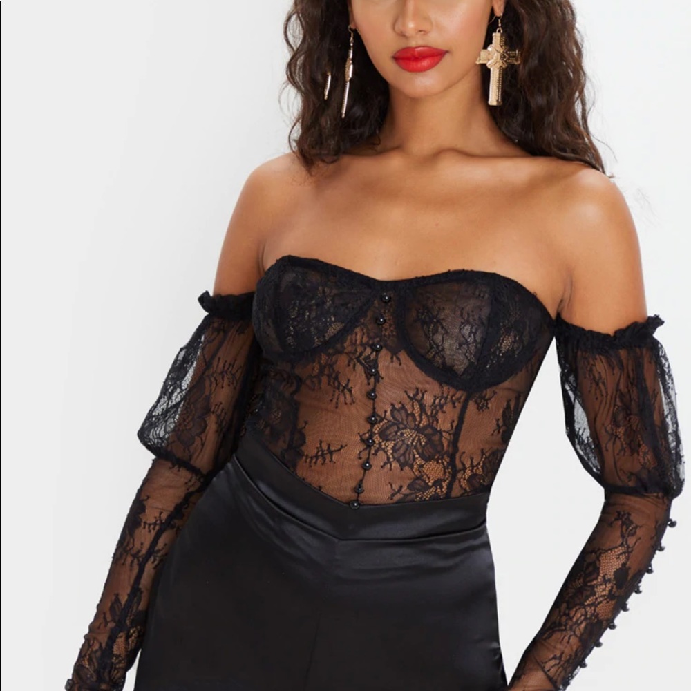 Prettylittlething Black Lace Lace Long sleeve top